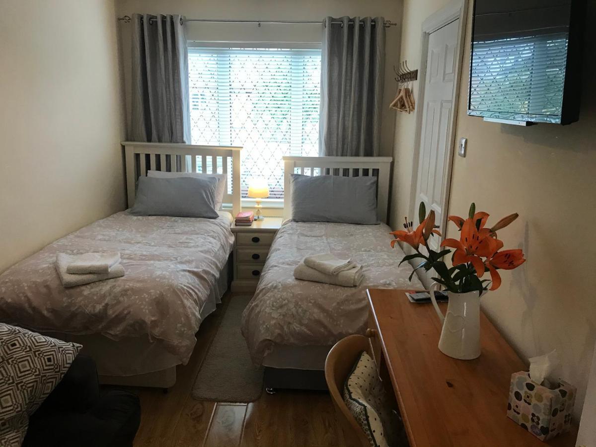 1Bedroom Self Contained Apartment Ennis Esterno foto